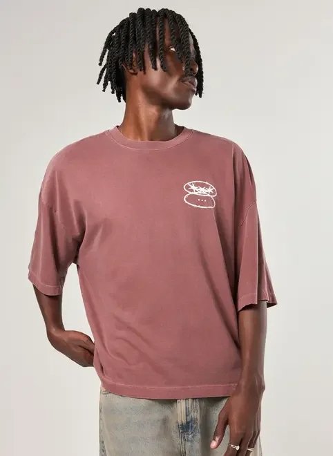 camiseta oversized cropped malhão estampa camiseta oversized cropped malhão estampa