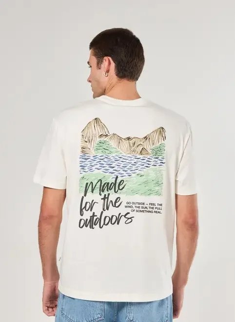 camiseta comfort off-white outdoor camiseta comfort off-white outdoor
