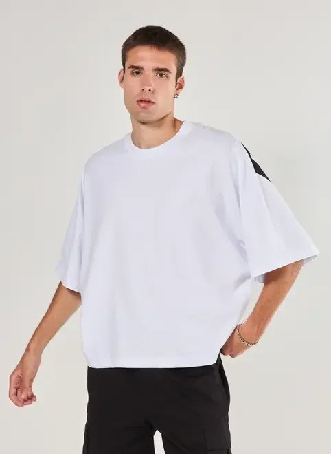 camiseta oversized cropped malhão concept camiseta oversized cropped malhão concept