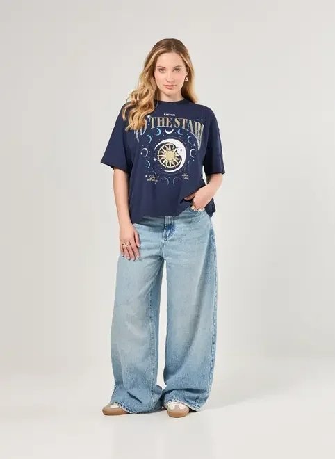 camiseta azul-marinho mística com brilho camiseta azul-marinho mística com brilho