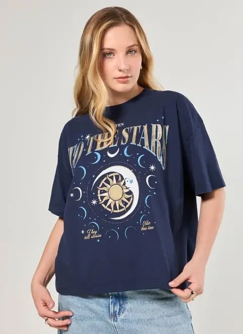 camiseta azul-marinho mística com brilho camiseta azul-marinho mística com brilho