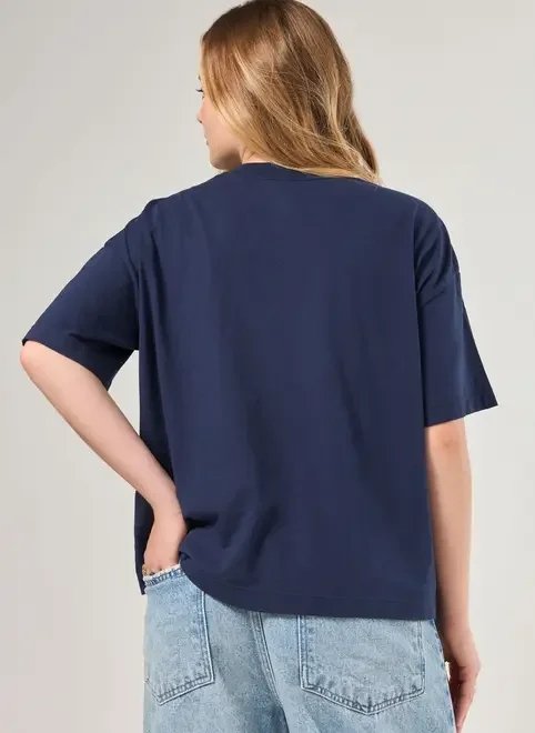 camiseta azul-marinho mística com brilho camiseta azul-marinho mística com brilho