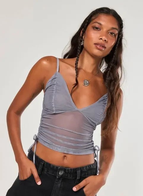 blusa de alcinha em tule cinza blusa de alcinha em tule cinza
