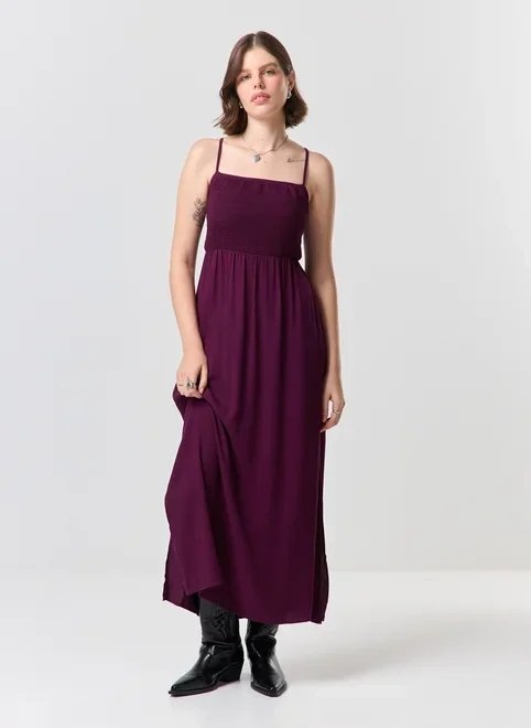 vestido midi alcinha decote e amarração vestido midi alcinha decote e amarração