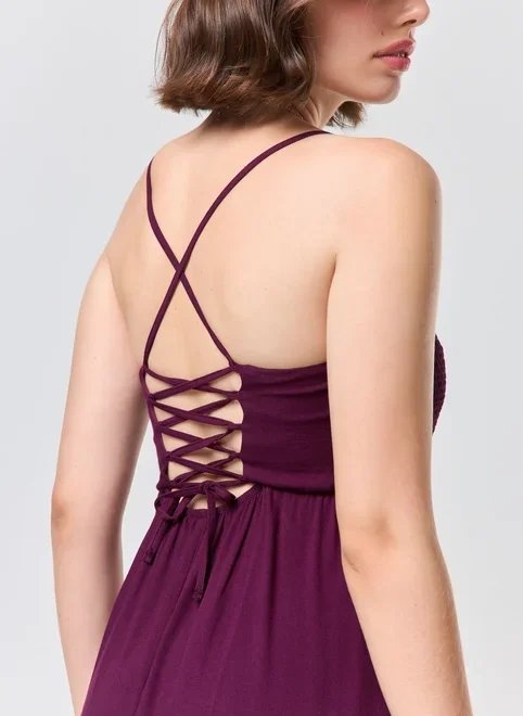 vestido midi alcinha decote e amarração vestido midi alcinha decote e amarração