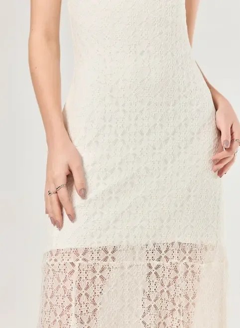 vestido midi off-white renda vestido midi off-white renda