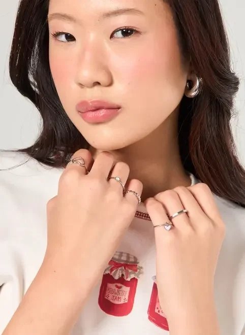 conjunto 5 anéis prateados coração conjunto 5 anéis prateados coração