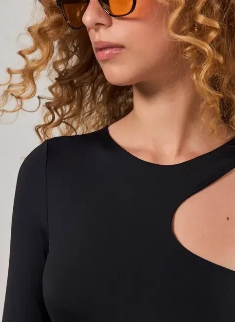 body poliamida manga única recortes body poliamida manga única recortes