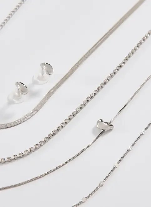 conjunto 1 brinco e 4 colares conjunto 1 brinco e 4 colares