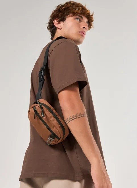 pochete marrom pochete marrom