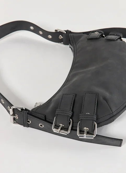 bolsa baguete em vinil cinza bolsa baguete em vinil cinza