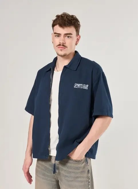 camisa box sarja zíper e bordado camisa box sarja zíper e bordado