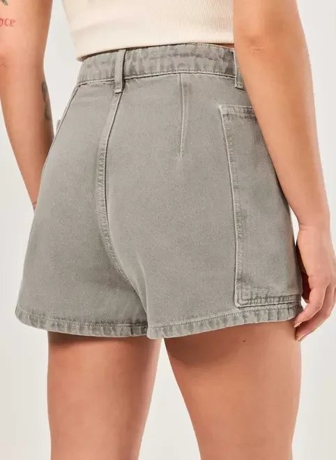 short sarja mom bolsos alongados short sarja mom bolsos alongados