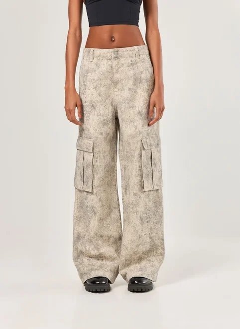 calça super wide leg cargo sarja estampada calça super wide leg cargo sarja estampada