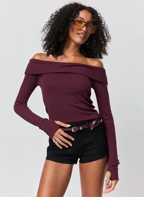 blusa ombro a ombro manga longa pala virada blusa ombro a ombro manga longa pala virada