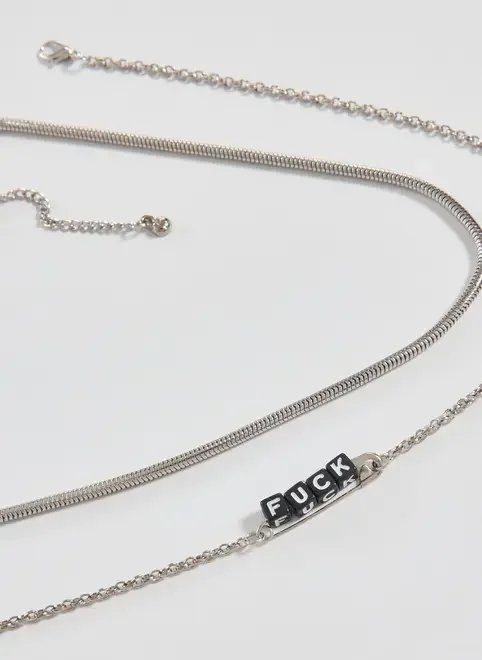 conjunto 2 correntes prateadas alfinete conjunto 2 correntes prateadas alfinete