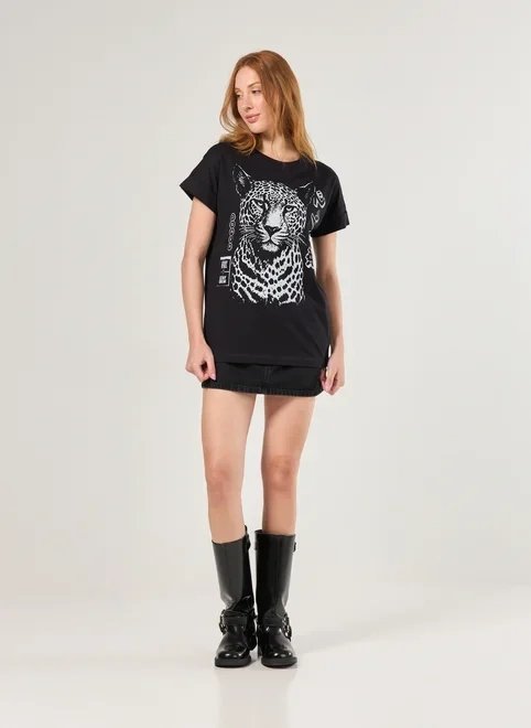 camiseta oversized preta onça camiseta oversized preta onça