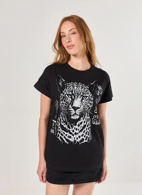camiseta oversized preta onça camiseta oversized preta onça