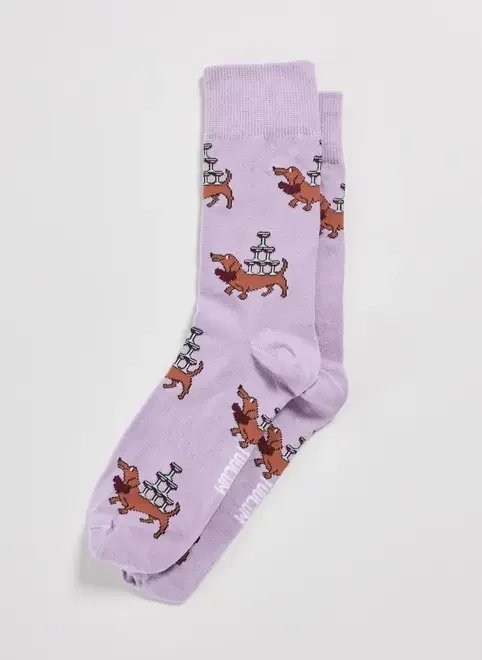 meia lilás salsicha com taças meia lilás salsicha com taças