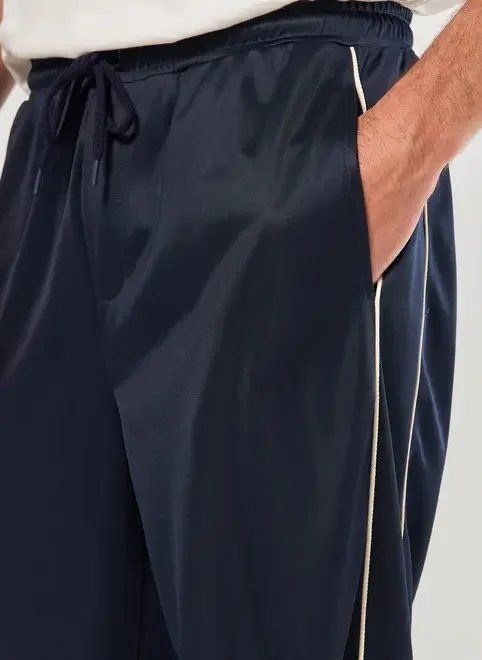 calça reta esportiva azul-marinho calça reta esportiva azul-marinho