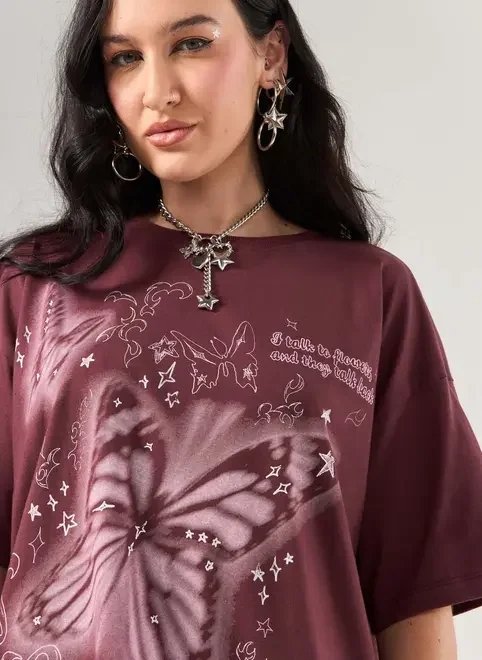 camiseta box bordô borboleta camiseta box bordô borboleta