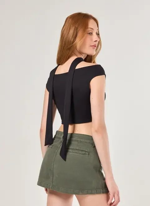 cropped poliamida com lenço cropped poliamida com lenço