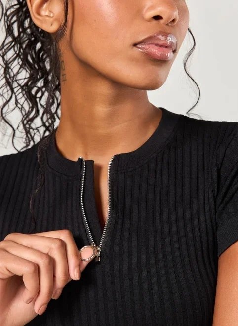 cropped seamless half zíper cropped seamless half zíper