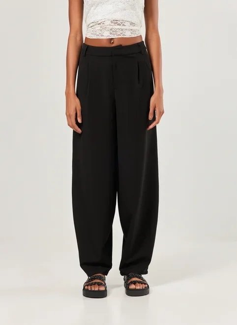 calça preta alfaiataria barrel calça preta alfaiataria barrel