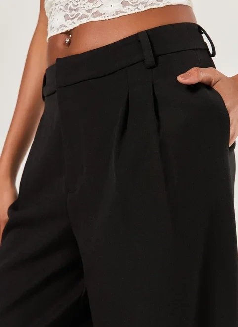 calça preta alfaiataria barrel calça preta alfaiataria barrel