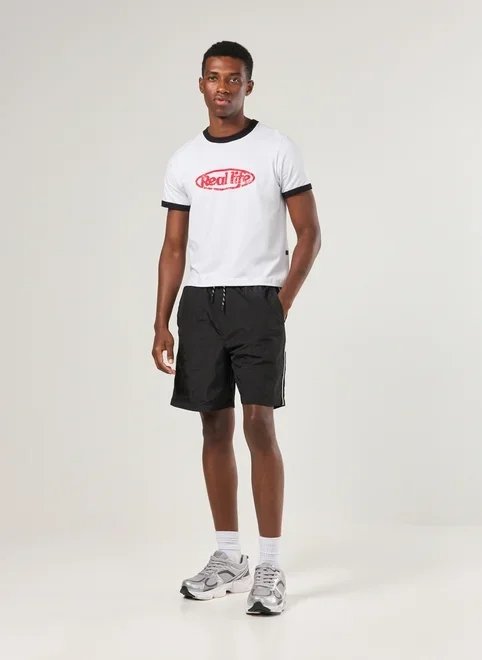 bermuda esportiva listra lateral bermuda esportiva listra lateral