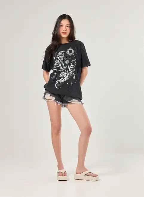 camiseta oversized tigre marmorizada camiseta oversized tigre marmorizada