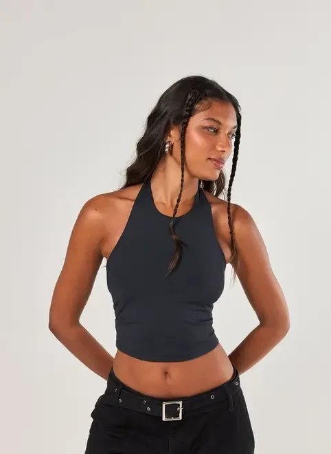 cropped poliamida aviamento costas cropped poliamida aviamento costas