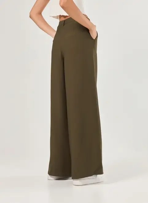 calça alfaiataria pregas wide leg calça alfaiataria pregas wide leg