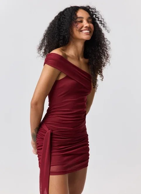 vestido curto tule com ponta vestido curto tule com ponta