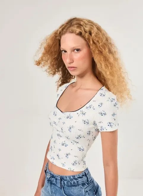 blusa canelada estampa florida blusa canelada estampa florida