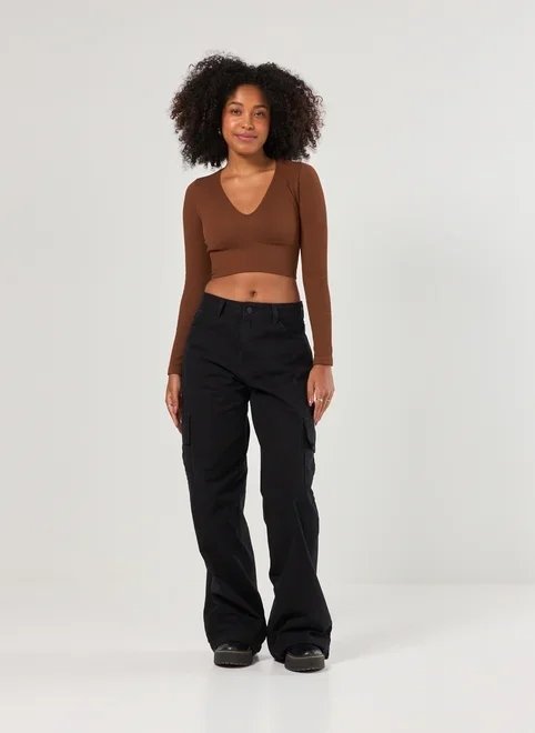 calça wide leg cintura média cargo calça wide leg cintura média cargo