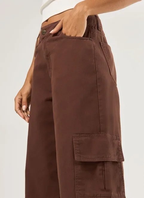 calça wide leg cintura média cargo calça wide leg cintura média cargo