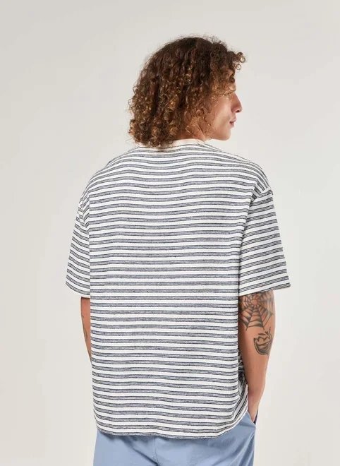 camiseta box listrada texturizada bordado camiseta box listrada texturizada bordado