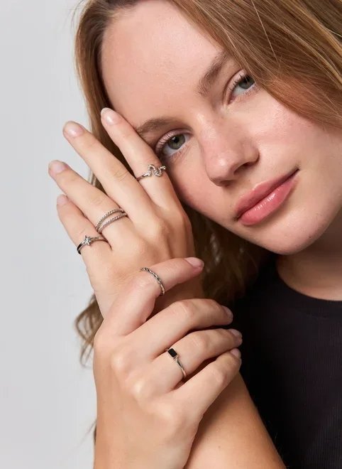 conjunto 5 anéis prateados cobra strass conjunto 5 anéis prateados cobra strass