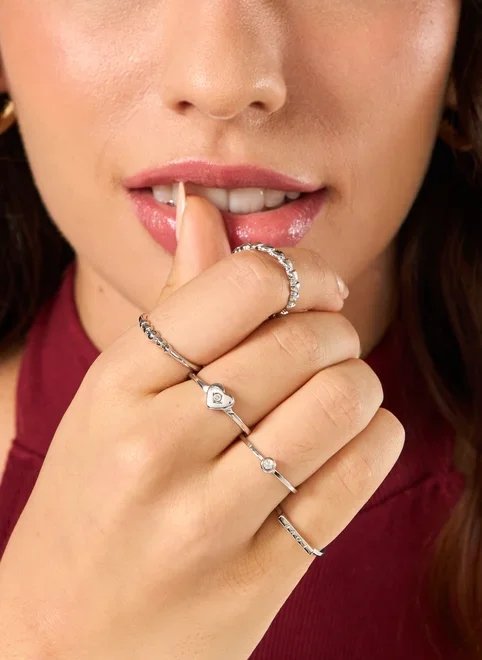 conjunto 5 anéis prateados love conjunto 5 anéis prateados love