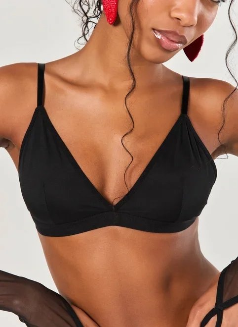 top poliamida preto com mangas de tule top poliamida preto com mangas de tule