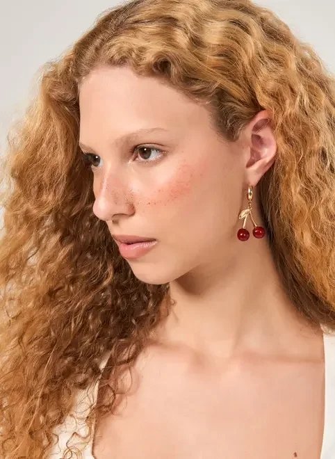 conjunto 3 brincos cereja e morango conjunto 3 brincos cereja e morango