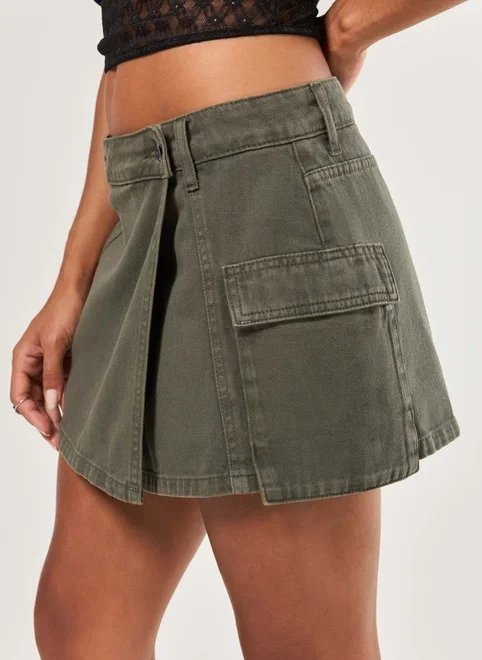 short saia sarja cargo verde militar short saia sarja cargo verde militar