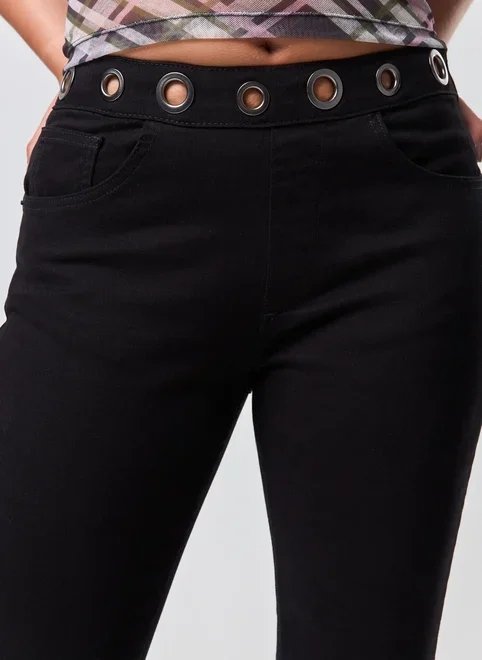 calça flare sarja preta cós ilhós calça flare sarja preta cós ilhós