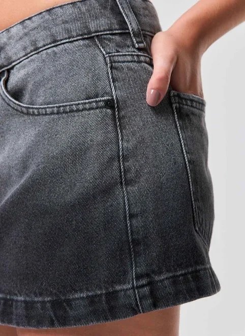 saia jeans preta degradê cintura média saia jeans preta degradê cintura média