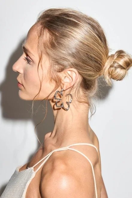 conjunto 3 brincos prateados argola flor conjunto 3 brincos prateados argola flor