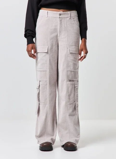 calça cargo wide leg cotelê calça cargo wide leg cotelê