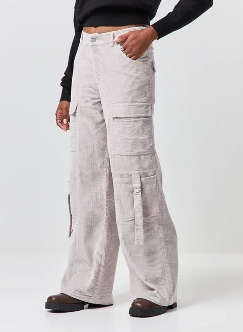 calça cargo wide leg cotelê calça cargo wide leg cotelê