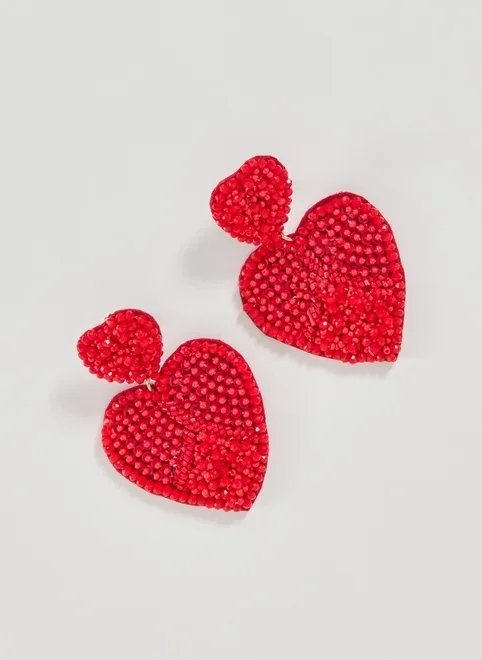 brinco vermelho coração com miçangas brinco vermelho coração com miçangas