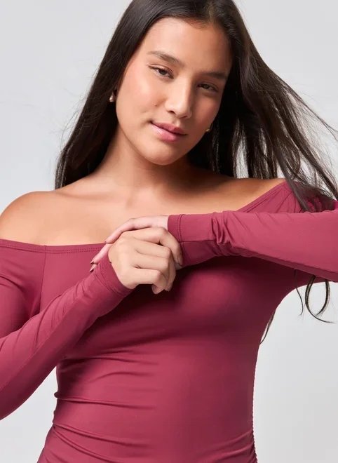 blusa manga longa poliamida barra assimétrica blusa manga longa poliamida barra assimétrica